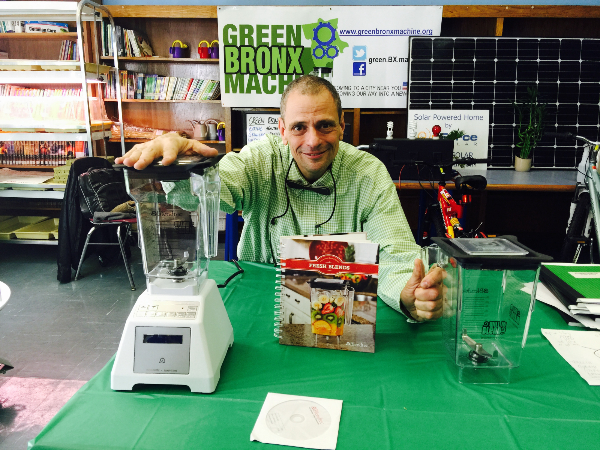 2015-03-Stephen_with_Blendtec_Blenders
